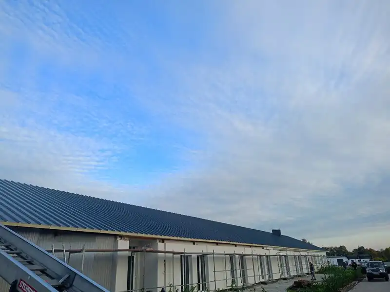 Budowa altany ogrodowej z pokryciem